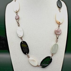 Vintage Black, White Oval Flat Necklace bead single strand statement Jewelry